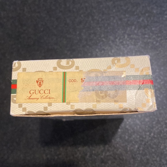 Gucci Women's Watch with bezels - Picture 7 of 13